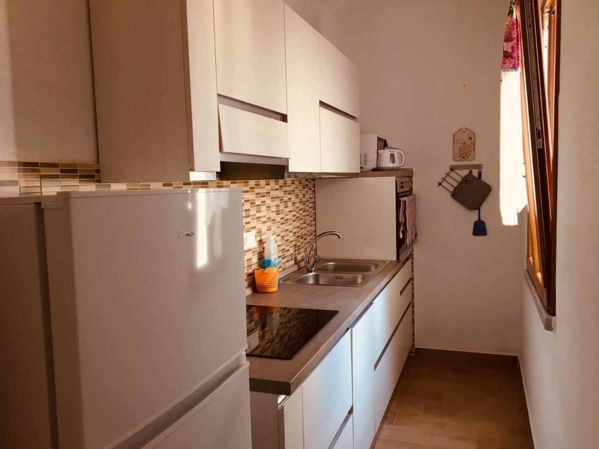 Cav Mameli Aparthotel Доргали Екстериор снимка