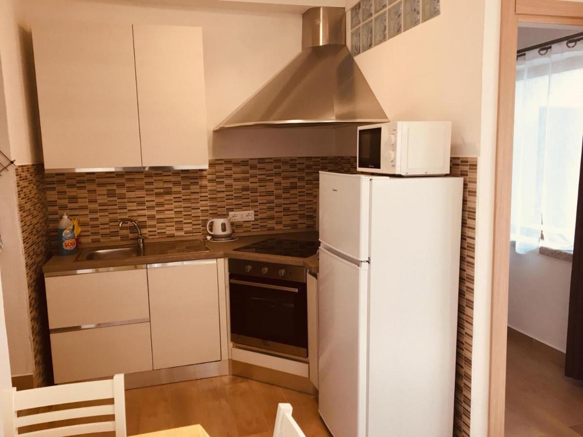 Cav Mameli Aparthotel Доргали Екстериор снимка